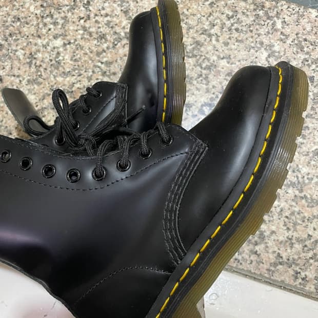 닥터마틴 230 한번신은 새상품이에요