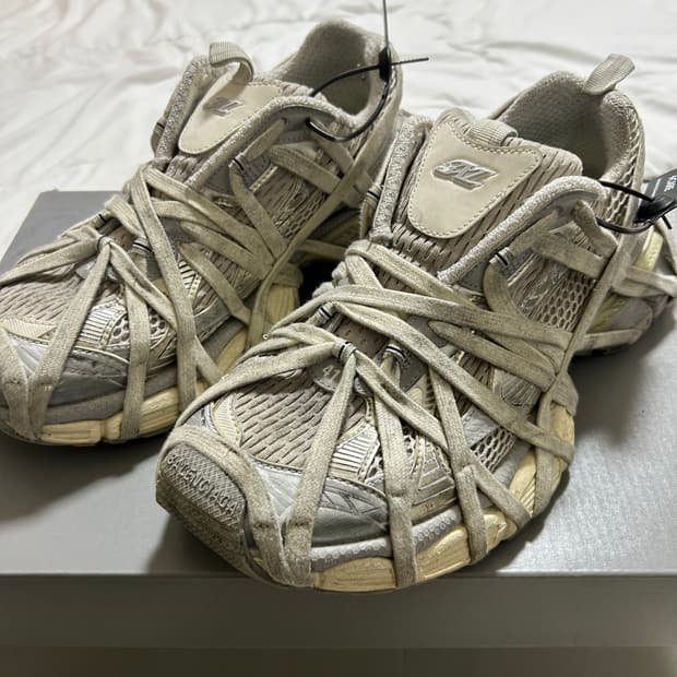 발렌시아가 3xl 에그쉘