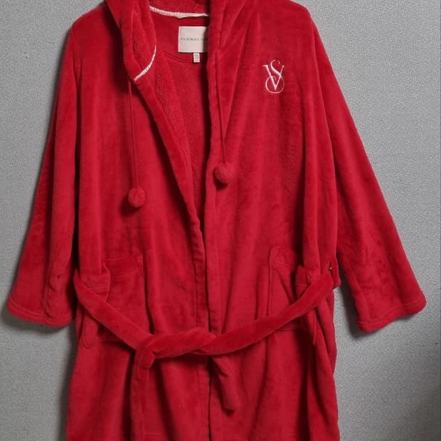 M ) 빅토리아시크릿 레드 코지 후드 로브