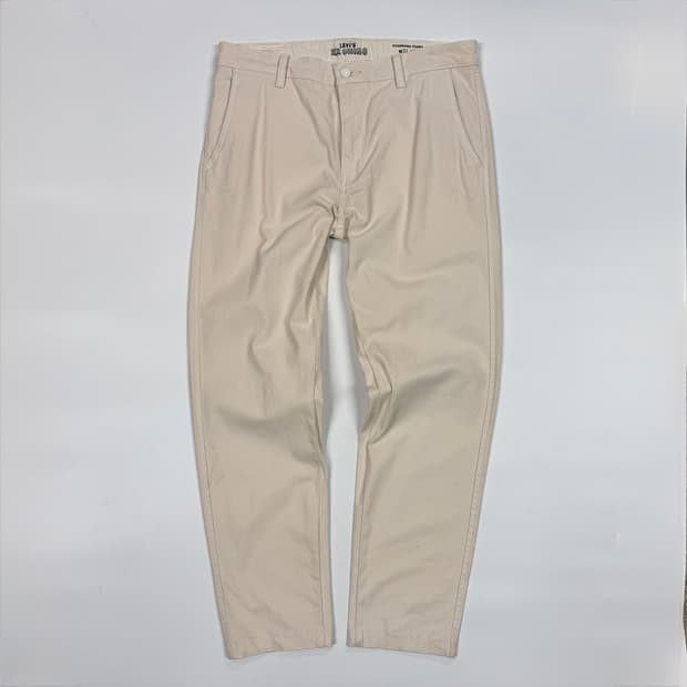 Levi's chino pants XX
