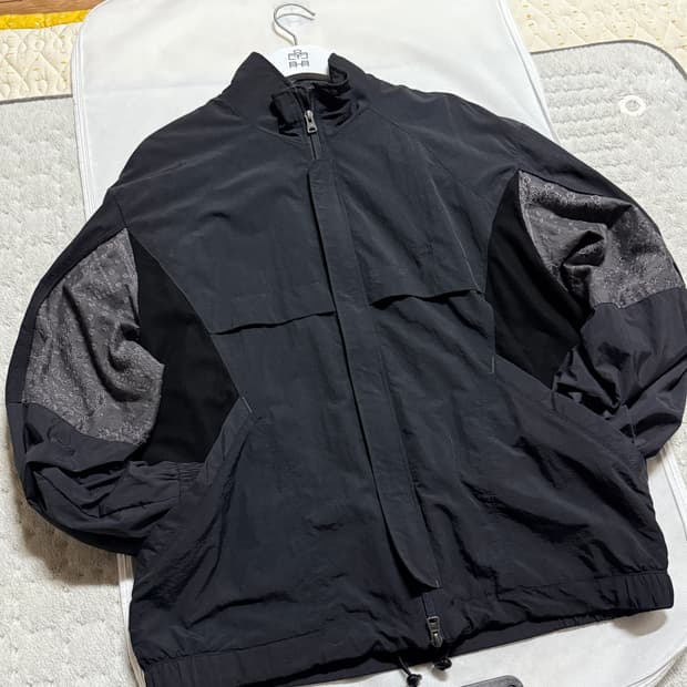 폴리테루 페이즐리 트랙 점퍼 3