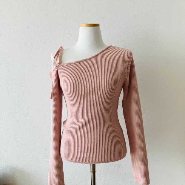 발레코어 오프숄더 핑크니트 히메갸루 라떼갸루