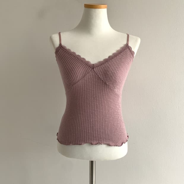 Lace V Neck Sleeveless Top
