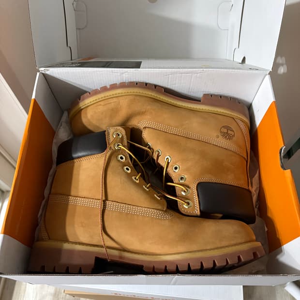 팀버랜드 프리미엄 6인치 워터프루프 부츠 위트 누벅 - 와이드