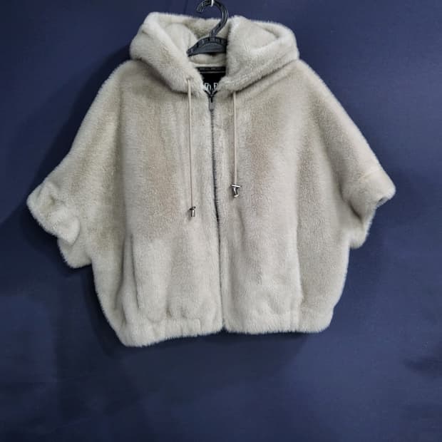 Daniel.B fur 케이프식 페이크퍼 후드자켓