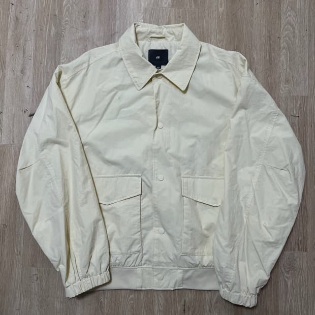 새상품 H&M 에이치앤엠 남성 블루종 바람막이 자켓 M/95 