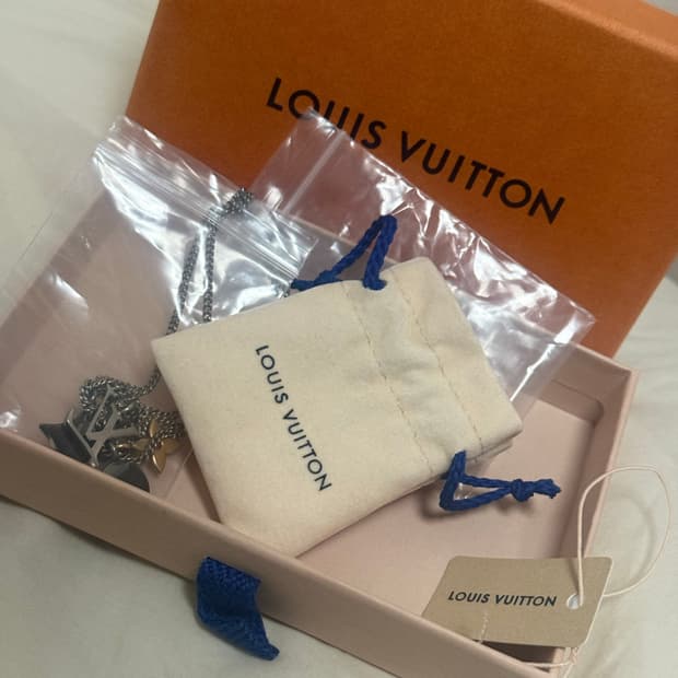 루이비통 인스팅트 목걸이