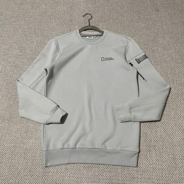 내셔널지오그래픽 맨투맨 6006