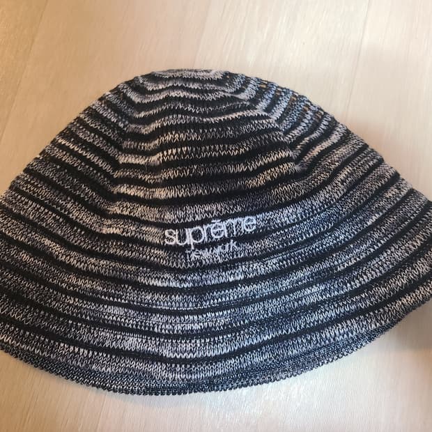 슈프림 니트 버킷햇