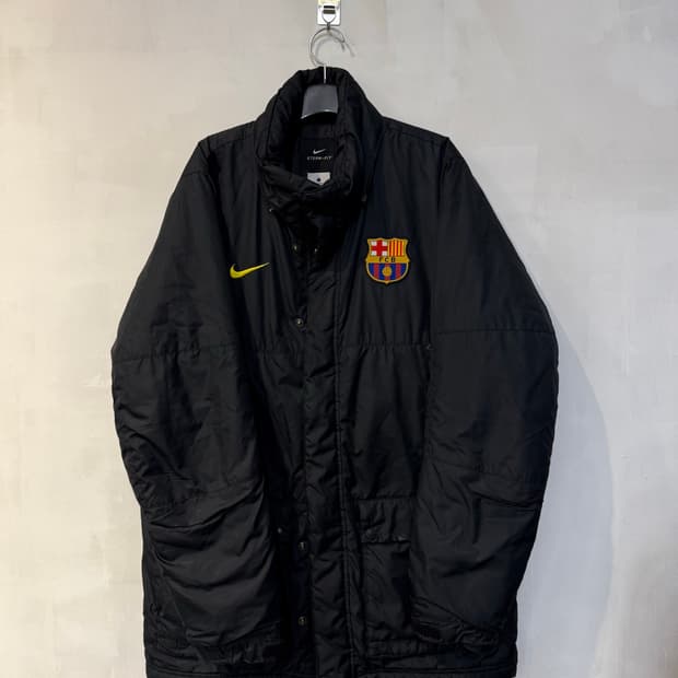 나이키 바르셀로나 블랙 패딩