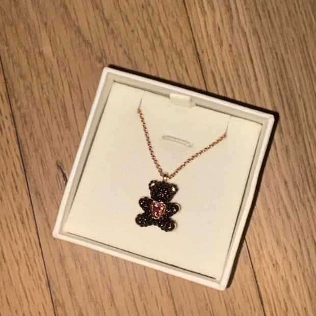 스와로브스키 테디 teddy heart 블랙 목걸이