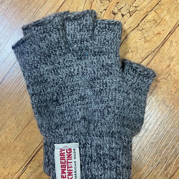 뉴베리니팅 사슴가죽 핑거리스 장갑 차콜 ML