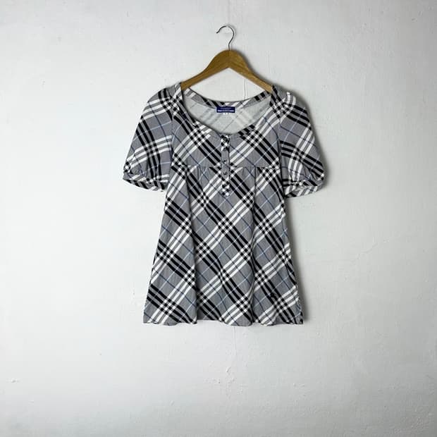 버버리 블루라벨 반팔 블라우스