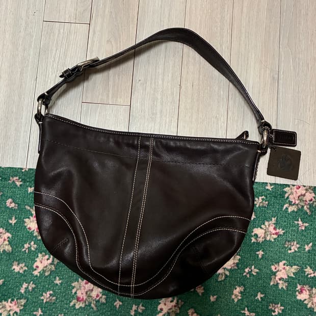 코치 브라운 숄더백