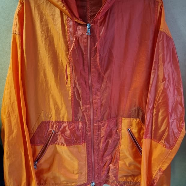 프라다 빈티지 바람막이 후드자켓 