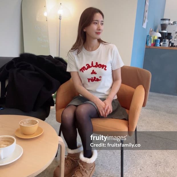 [M] 로라로라 스펠아웃 티셔츠