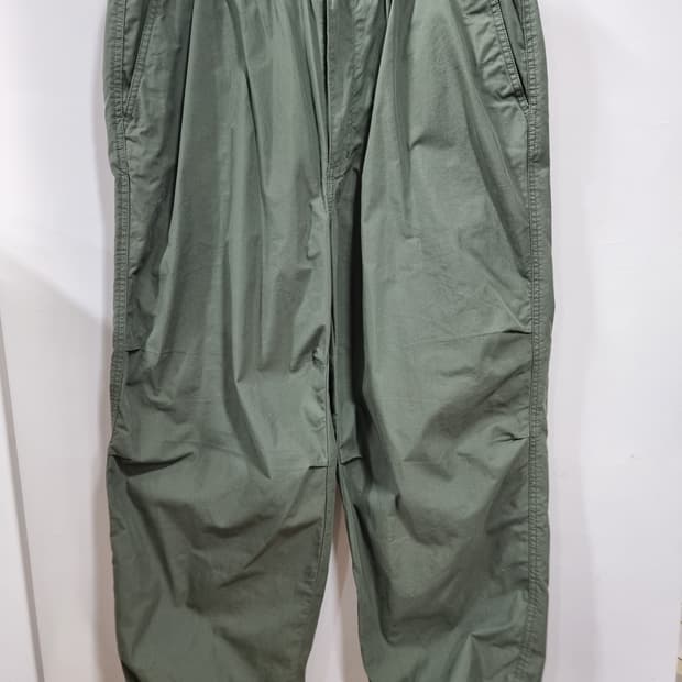 유니클로 와이드 벌룬팬츠 (D83