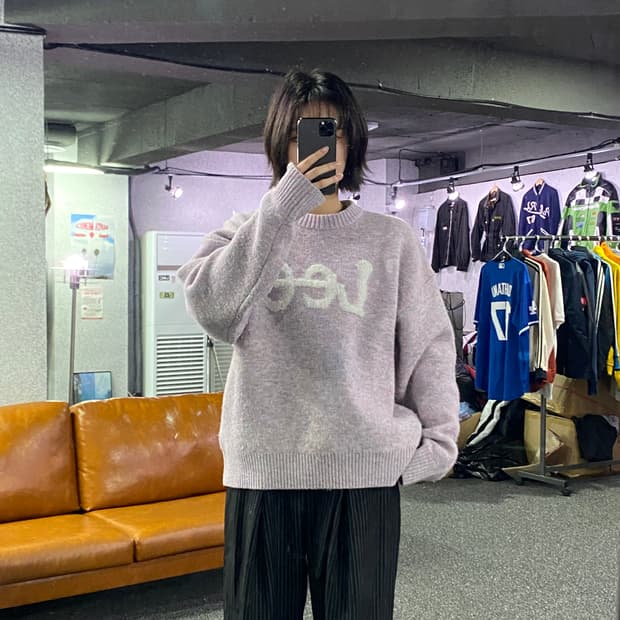 Lee 엠브로이드 빅로고 모헤어 니트 B2940