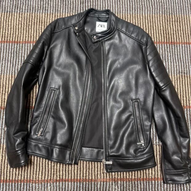 자라 바이커 레더자켓