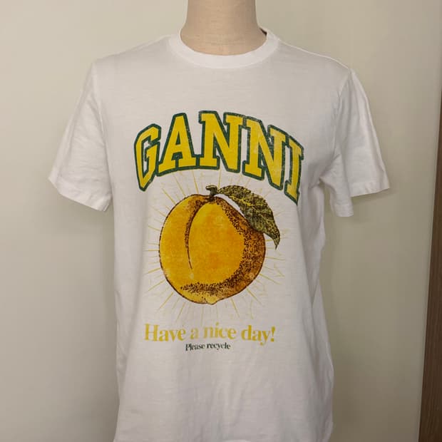 가니 피치 반팔 티셔츠 