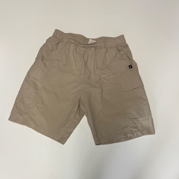 푸마 Puma 24년도 나일론 카고 밴딩 반바지 베이지