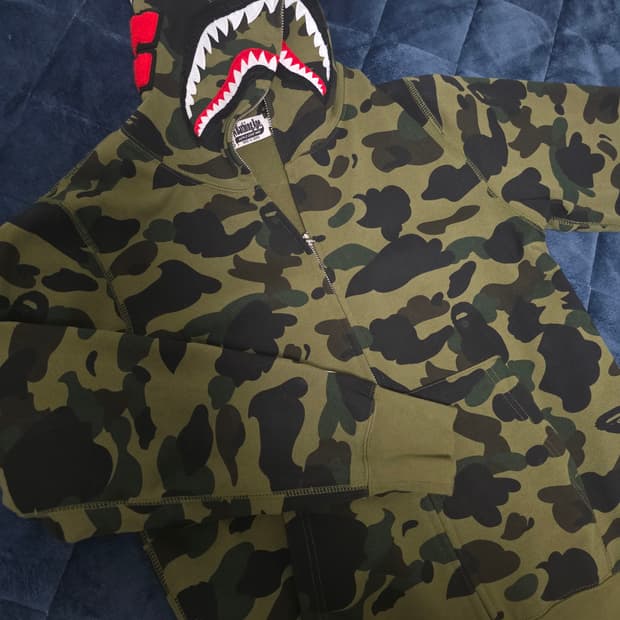 베이프 녹계 후드집업