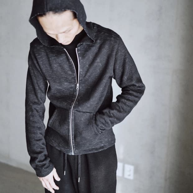 모노프리베 텍스쳐 후드집업 블랙