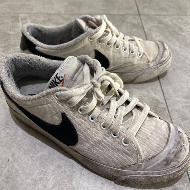 나이키 올코트 로우 캔버스 스니커즈 270mm