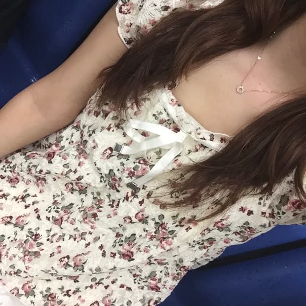 페어리 레이스 꽃무늬 반소매 블라우스