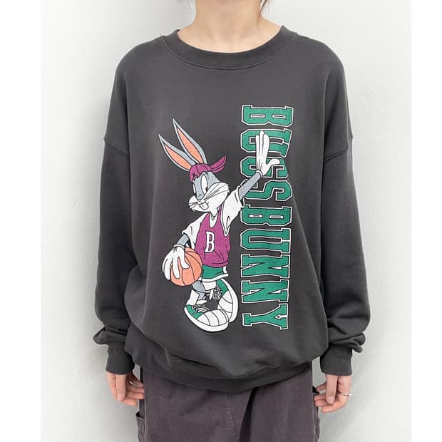 루니툰즈 벅스버니 맨투맨