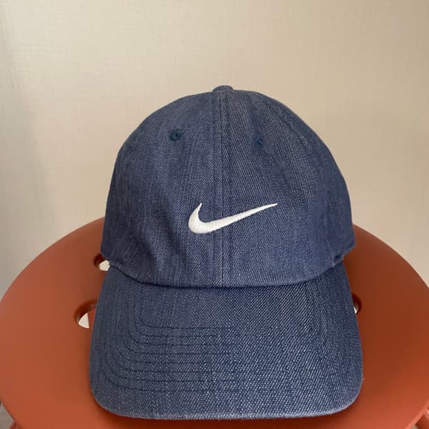 나이키 스우시 데님 캡