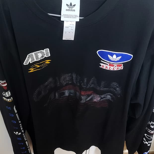 아디다스 레이싱 티셔츠 XL