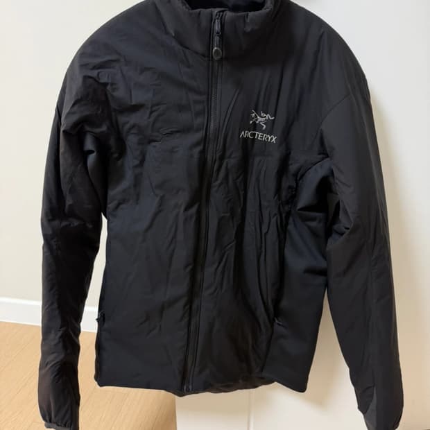 아크테릭스 바람막이 아톰 절연자켓 블랙 S