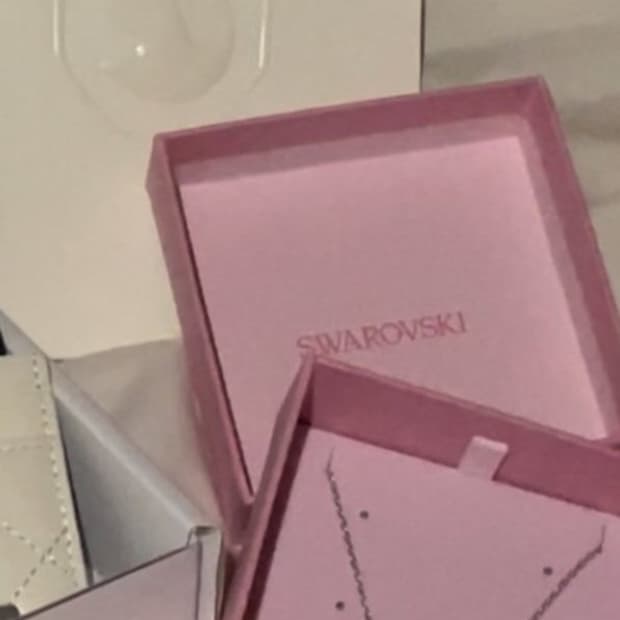 스와루브스키 목걸이