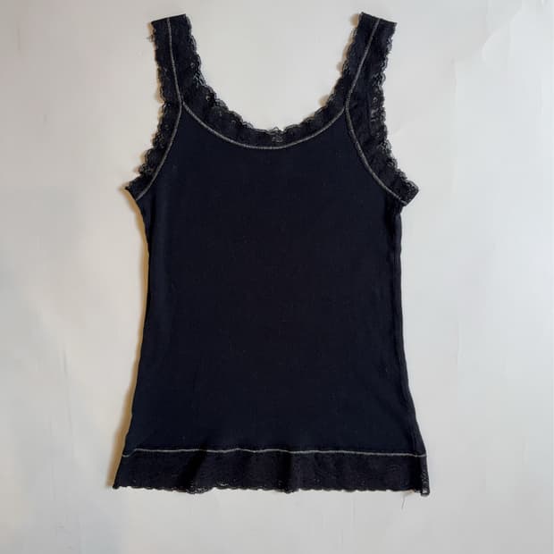 BLACK LACE TRIM CAMISOLE