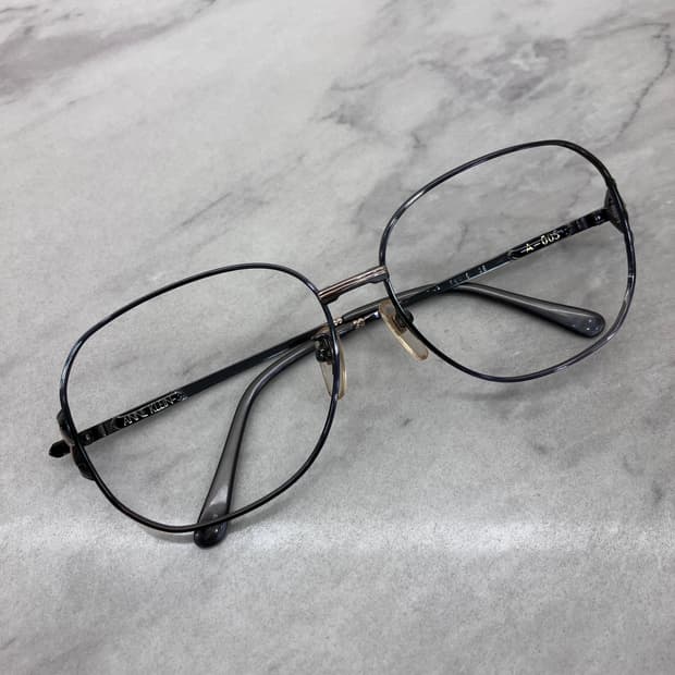 C03 앤 클라인 ANNE KLEIN 레트로 와이드 메탈테 안경
