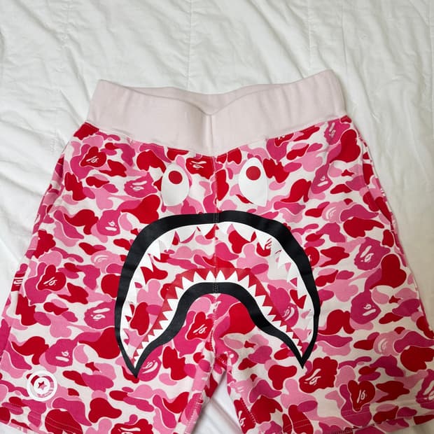 베이프 ABC 카모 샤크 반바지
