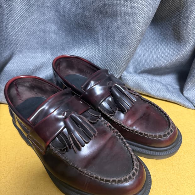 닥터마틴 체리레드 UK4 230mm