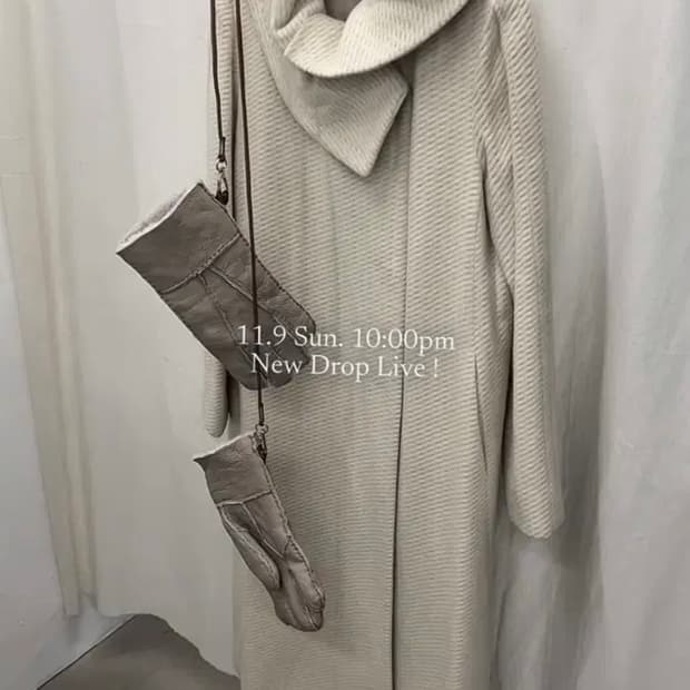 Ayadz 빈티지 아이보리 드레이핑 울 100 코트