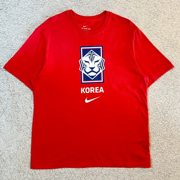 나이키 NIKE 대한민국 KOR 에버그린 반팔 티셔츠 레드