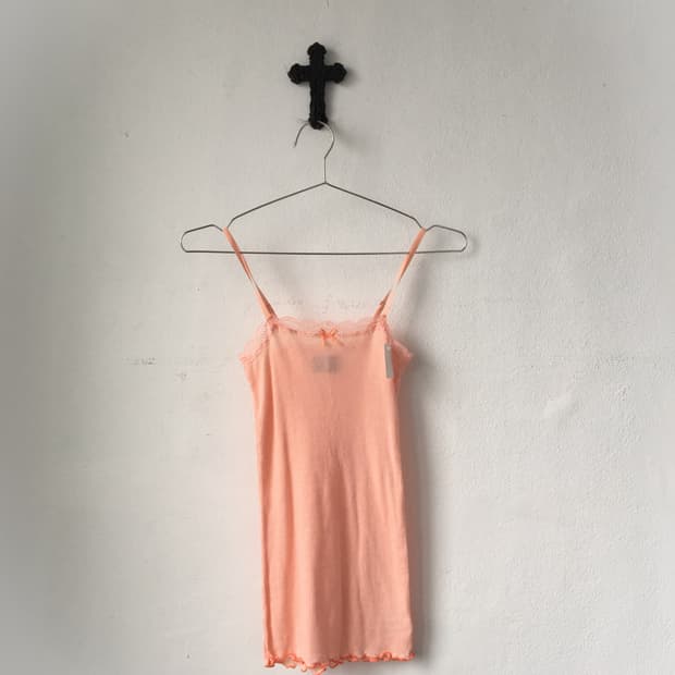 Lace ribbon trimming ribbed sleeveless