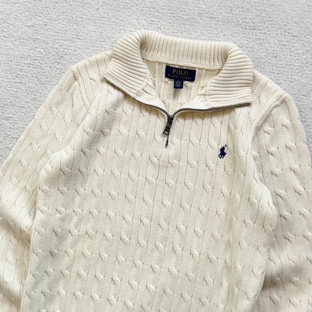폴로 아이보리 케이블 반집업 니트