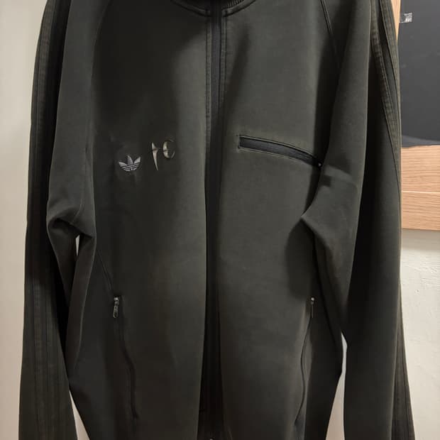 아디다스 떠그클럽 트랙탑 블랙 4XL