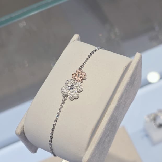 새제품)스와로브스키 라티샤 팔찌 정품