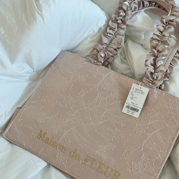 메종 드 플뢰르 가방 새상품