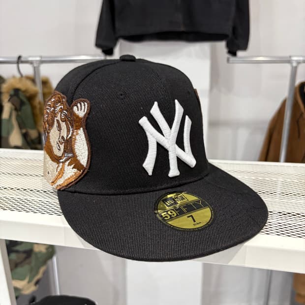 뉴에라 양키즈 천사 59FIFTY 7 볼캡 스냅백