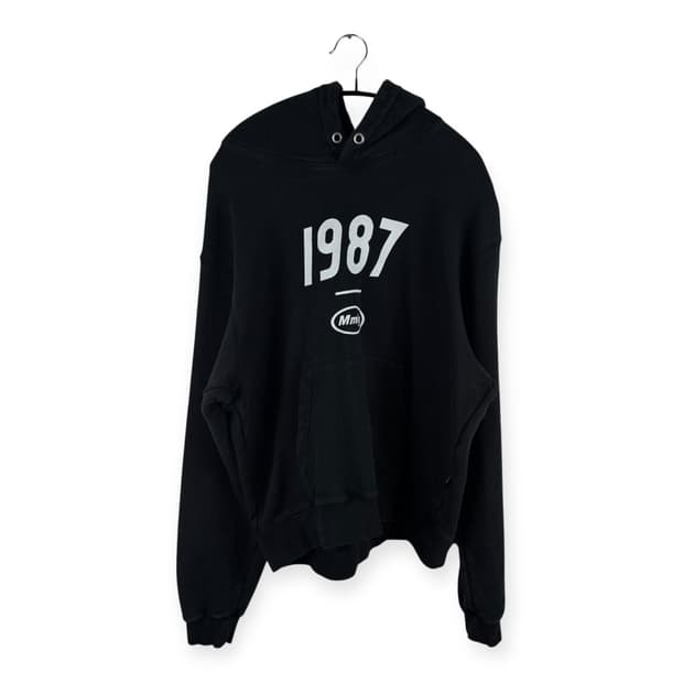 (M) Mmlg 로고 프린팅 후드 티 블랙