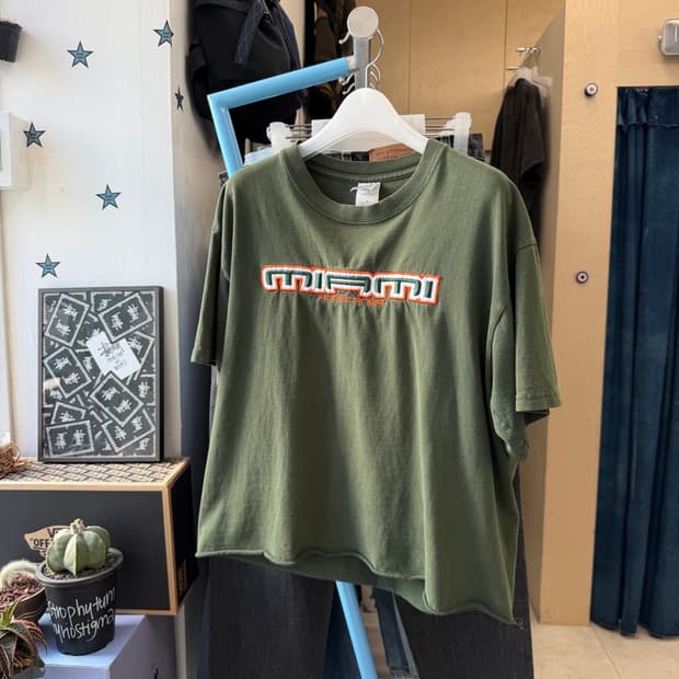 GILDAN MIAMI cutting Tee
