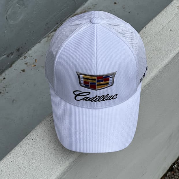 (새상품) [F] 캐딜락 로고 화이트 볼캡 모자