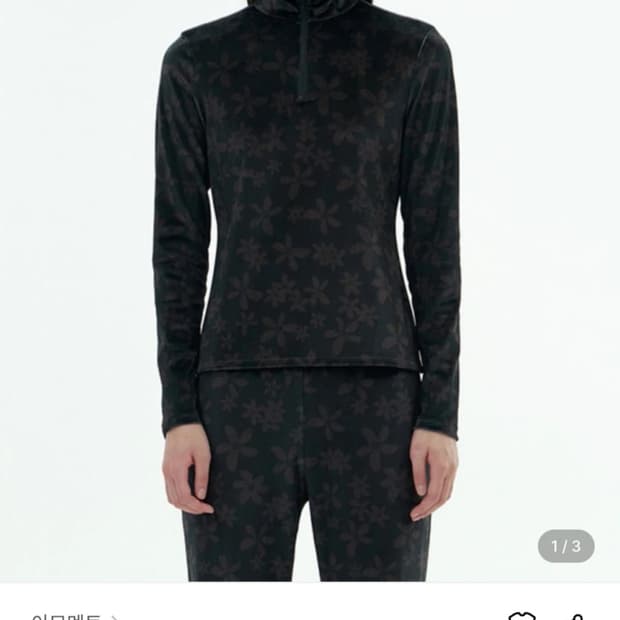 (새상품) 아모멘토 플라워 하프 집업 롱슬리브